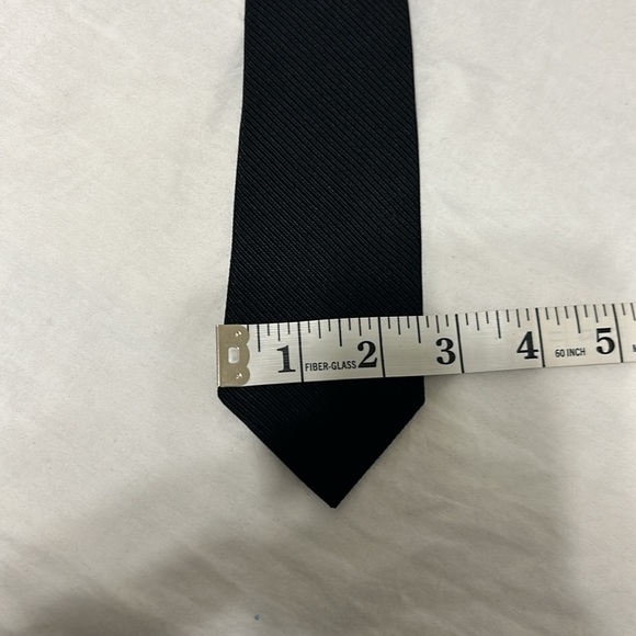 Boys tie in black, zipper adjustable. Preowned great condition. - Picture 6 of 6